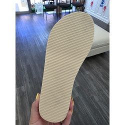 CHANCLA CON CUÑA BEIGE