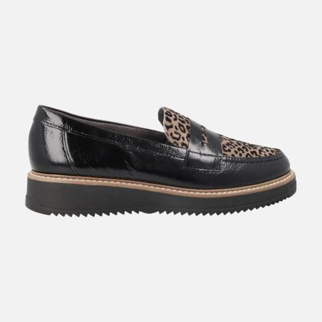 Mocasines negros de charol con copete de animal print leopardo