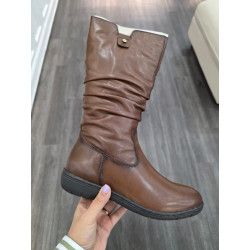 BOTA ALTA DE PIEL CON ELÁSTICO CUERO