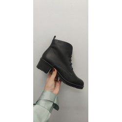 BOTÍN NEGRO PIEL TACÓN 4CM