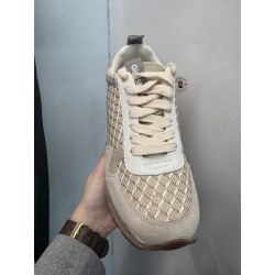 DEPORTIVA MARCA GIOSEPPO CON CUÑA