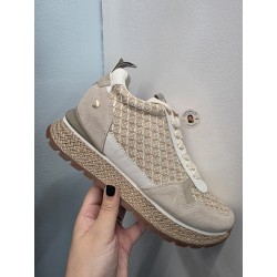 DEPORTIVA MARCA GIOSEPPO CON CUÑA