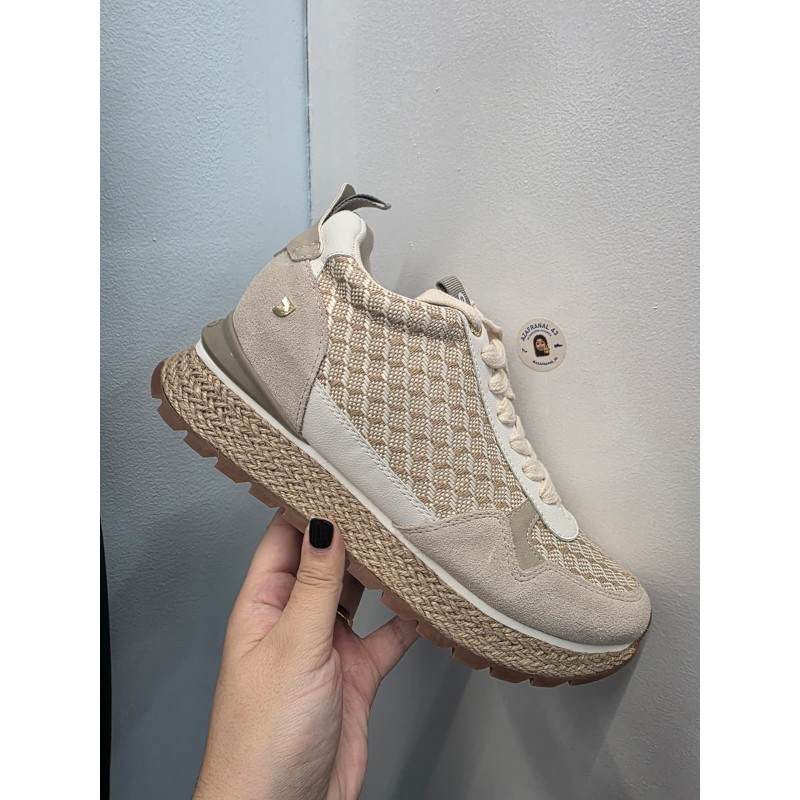 DEPORTIVA MARCA GIOSEPPO CON CUÑA