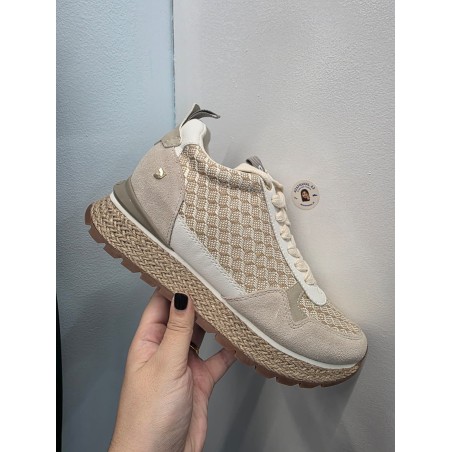 DEPORTIVA MARCA GIOSEPPO CON CUÑA