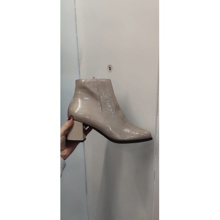 BOTA DE PIEDRA PITILLOS