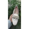MOCASÍN BLANCO
