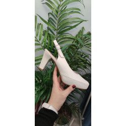 ZAPATO DESTALONADO FLUCHOS BLANCO