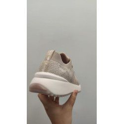 DEPORTIVA ELÁSTICA BEIGE CORONEL