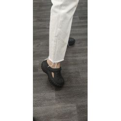 CHANCLA NEGRO CON PLATAFORMA