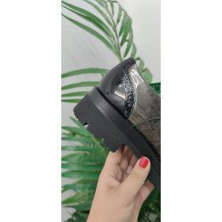 BLUCHERS NEGRO Y GRIS CHAROL