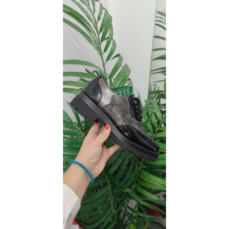 BLUCHERS NEGRO Y GRIS CHAROL