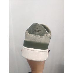 Deportiva de Piel Kaki – Comodidad y Estilo en Cada Paso