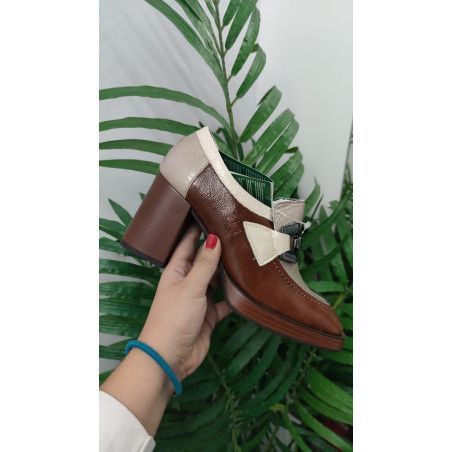 MOCASÍN 8,5CM HEBILLA