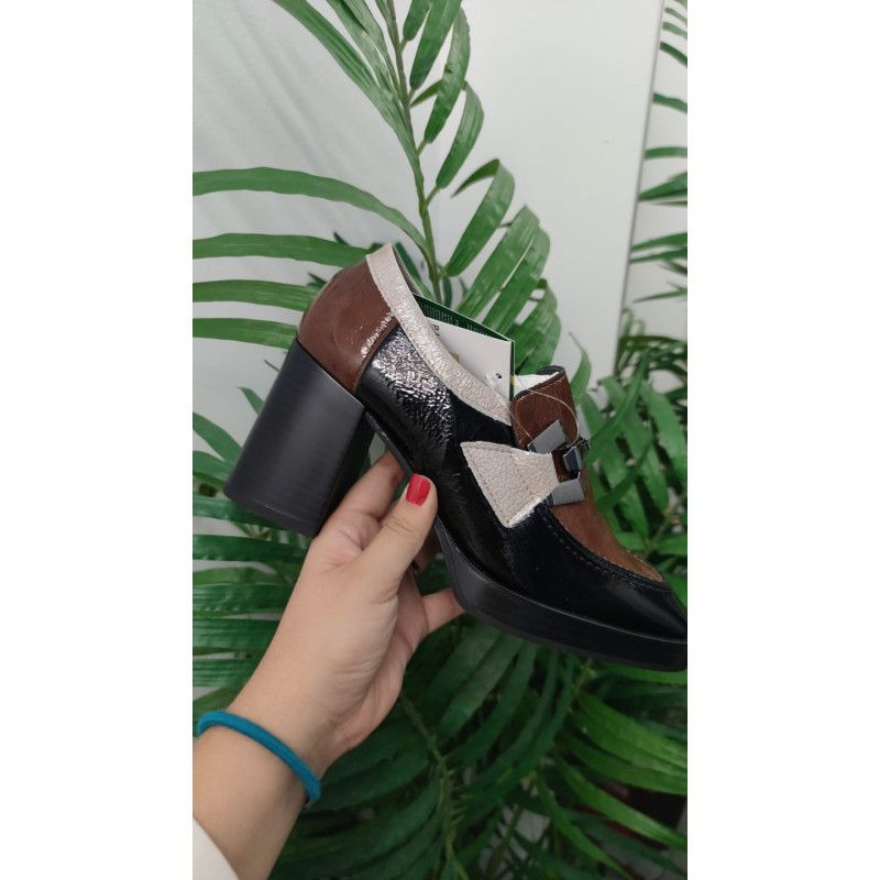 MOCASÍN 8,5CM HEBILLA