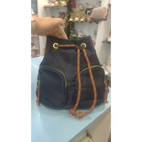 Cópia de MOCHILA NEGRA DE NYLON CON CONTRASTES DE COLOR BONSALL