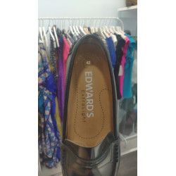 Mocasín Clásico de Hombre y Mujer – Elegancia Atemporal y Confort Artesanal