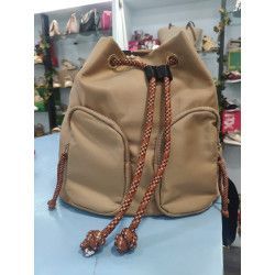 Cópia de Cópia de MOCHILA NEGRA DE NYLON CON CONTRASTES DE COLOR BONSALL