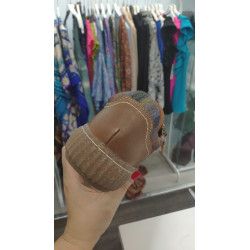 Zapato Clarks de Cuero con Cierre Cremallera – Estilo y Comodidad