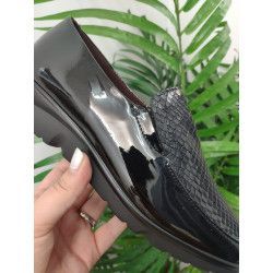 MOCASÍN PITILLOS PIEL