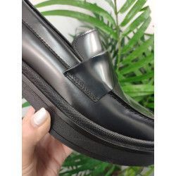 MOCASÍN CLASICO NEGRO