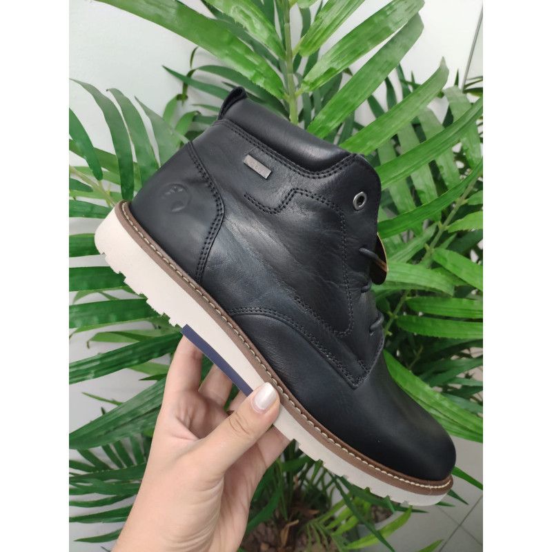 BOTÍN CORONEL TAPIOCCA