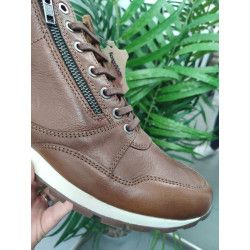 BOTÍN CUERO DOBLE CREMALLERA