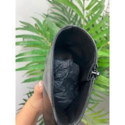 BOTÍN PUNTA NEGRO PIEL