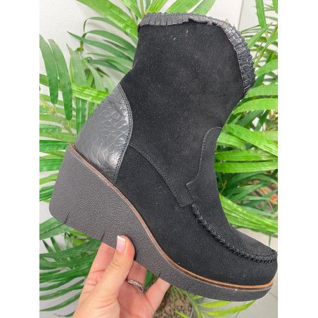 BOTA CUÑA- PELO NEGRO