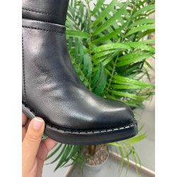 BOTA ALTA PIEL TACÓN 5CM