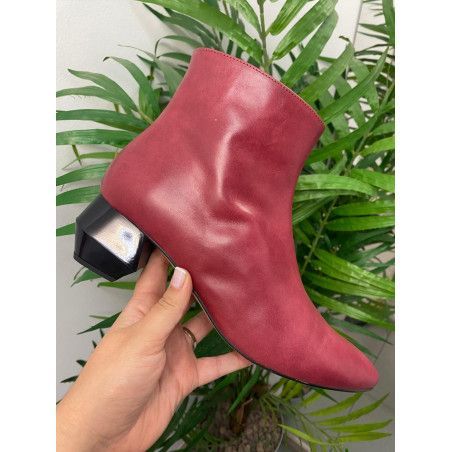 Cópia de BOTÍN PUNTA NEGRO PIEL