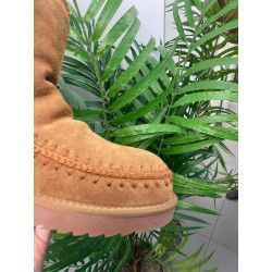 BOTA MARRÓN FORRADA DE PELO