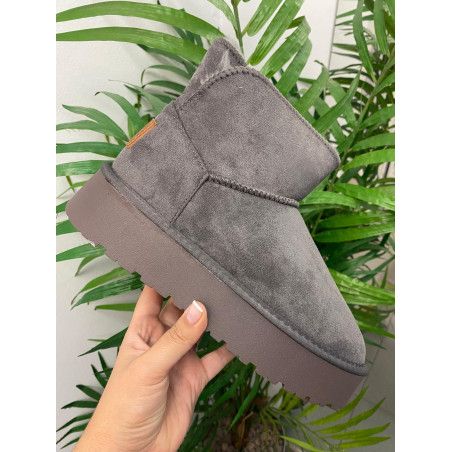 BOTA DOBLE PISO GRIS PELO