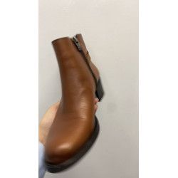 BOTÍN CON TACÓN DE 6CM