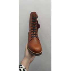 BOTA ALTA CON ELÁSTICOS - TACÓN DE 5CM ANCHO