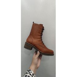 BOTA ALTA CON ELÁSTICOS - TACÓN DE 5CM ANCHO