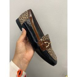 MOCASÍN LEOPARDO PITILLOS