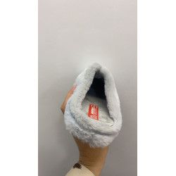 ZAPATILLA DE ANDAR POR CASA PELITO GRIS