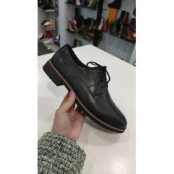 ZAPATO CLARKS PIEL NEGRO