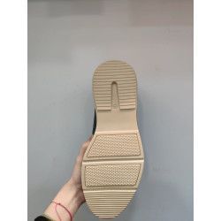 ZAPATO DE PIEL MARRÓN