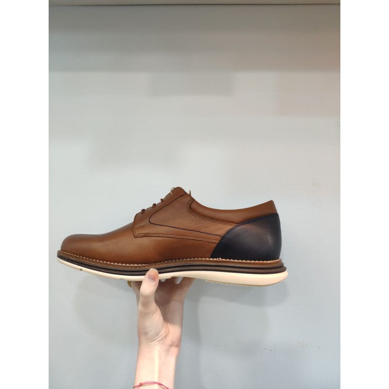 ZAPATO DE PIEL MARRÓN