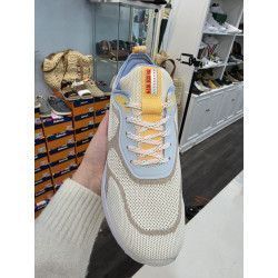 DEPORTIVA KANGAROOS EFECTO CALCETÍN