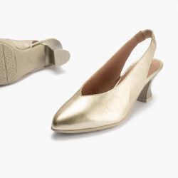 Salon de pico mujer con elástico en piel laminado ORO